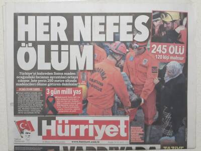 Hürriyet Gazetesi 15 Mayıs 2014 - Soma Maden Ocağı,Her Nefes Ölüm,245 Ölü - GZ52958 - 1