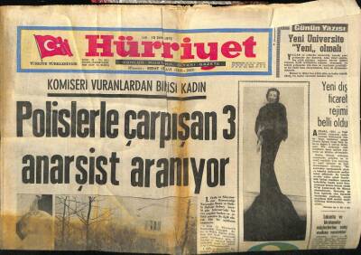 Hürriyet Gazetesi 15 Şubat 1972 - Bülent Ecevit Barış İçin 9 Şart İleri Sürüyor GZ54939 - 1