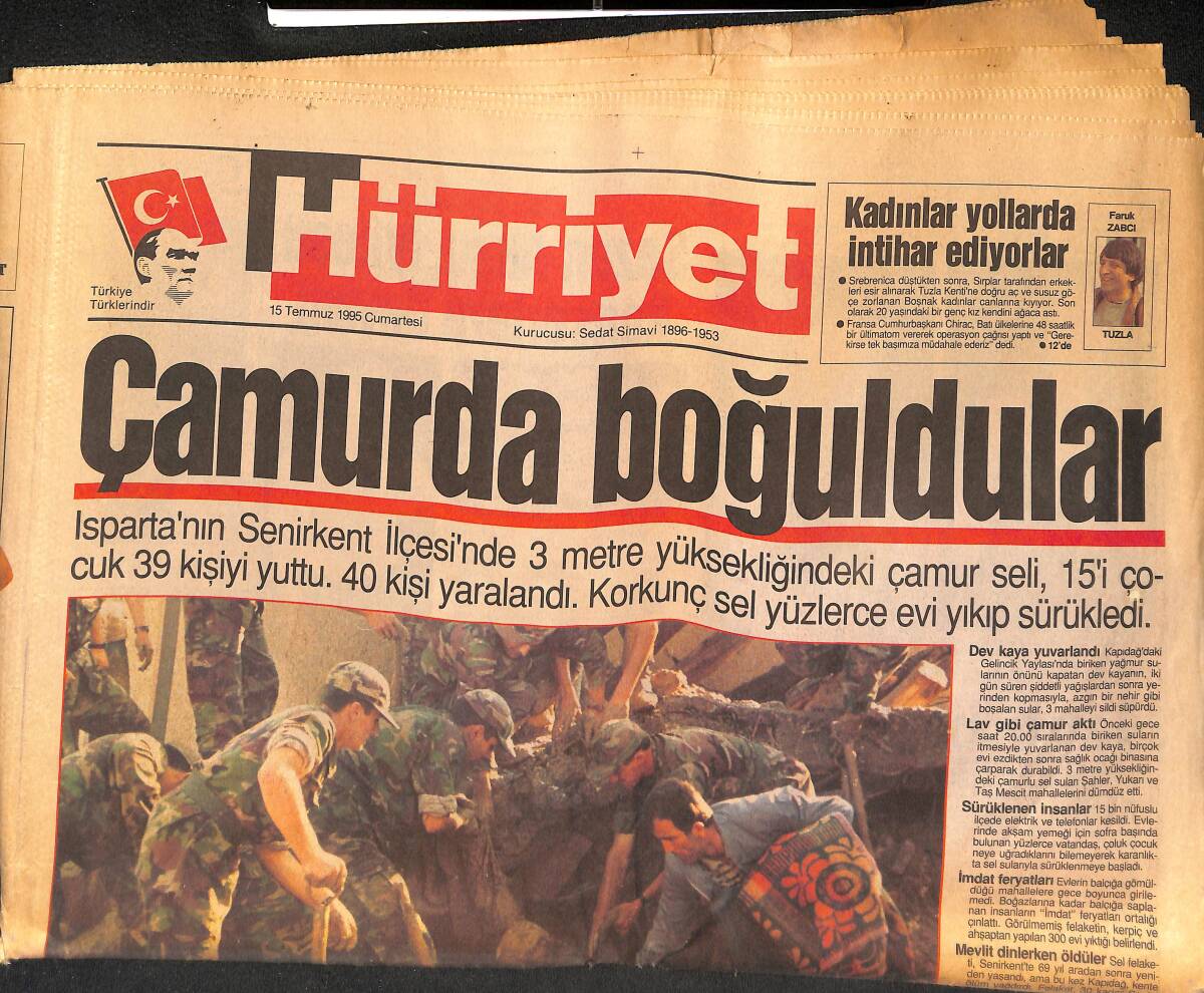 Hürriyet Gazetesi 15 Temmuz 1995 - Bayındırlık 3. Bakanı Götürdü - Hakan Şükür Muradına Erdi GZ133375 - 1