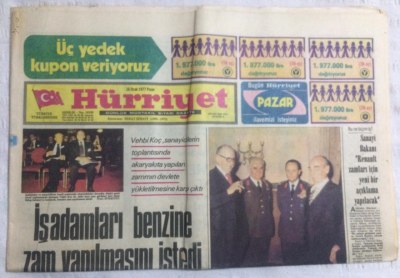 Hürriyet Gazetesi 16 Ocak 1977 - İş Adamları Benzine Zam Yapılmasını İstedi - GZ19831 - 1