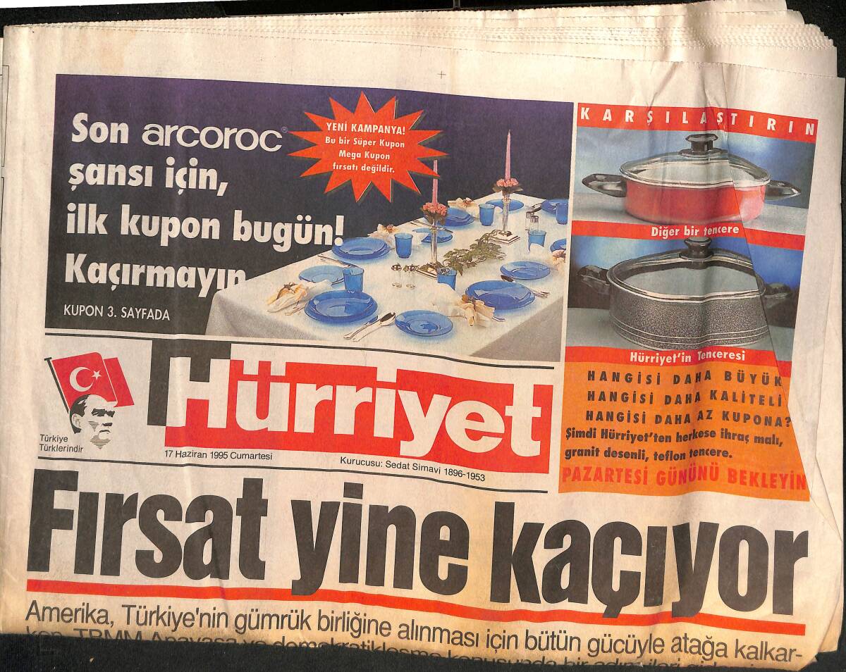 Hürriyet Gazetesi 17 Haziran 1995 - Souness'a Suçlama - Parreira Bayramı - Renault Laguna 1.5 Milyar Lira GZ133032 - 1