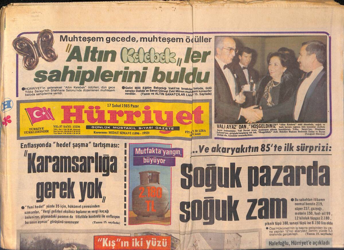 Hürriyet Gazetesi 17 Şubat 1985 - Soyunan Manken Köşeyi Dönüyor - Vali Ayaz'dan Hoş Geldiniz GZ155983 - 1