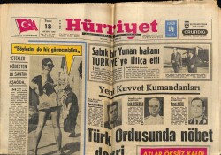 Hürriyet Gazetesi 18 Ağustos 1968 - Sabık Bir Yunan Bakanı Türkiyeye İltica Etti GZ68863 - 1