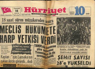 Hürriyet Gazetesi 18 Kasım 1967 - 18 Saat Süren Müzakereden Sonra Meclis Hükümete Harp Yetkisi Verdi GZ72630 - 1