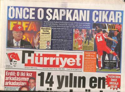 Hürriyet Gazetesi 18 Kasım 2005 - Asena İbrahim Tatlıses Ekmeğimle Oynuyordu GZ93619 - 1