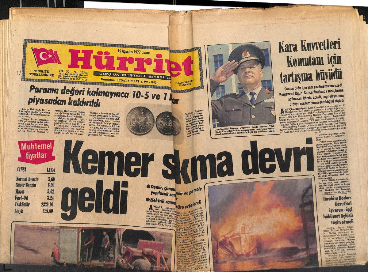 Hürriyet Gazetesi 19 Ağustos 1977 - Dünyanın En Uzun Rallisindeki Türkler İran Yollarından Çekiniyorlar - Kemer Sıkma Devri Geldi GZ147048 - 1