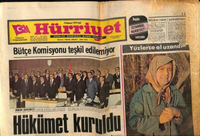 Hürriyet Gazetesi 19 Kasım 1974 - Hükümet Kuruldu Problem Çıktı GZ79540 - 1