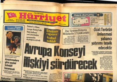 Hürriyet Gazetesi 2 Ekim 1980 - Bağdatlılar Sığınaklarda Yaşarken Tahranlılar Savaş Filmi Seyrediyor GZ69449 - 1