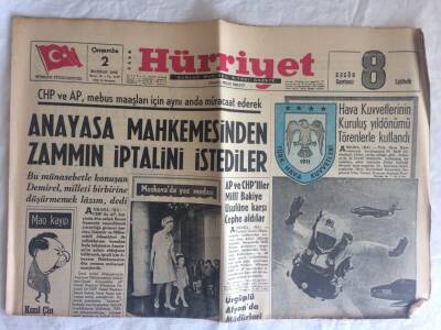 Hürriyet Gazetesi 2 Haziran 1965 - Japonyadaki Maden Kazasında 236 İşçi Öldü GZ73419 - 1