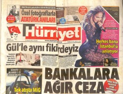 Hürriyet Gazetesi 2 Kasım 2012 - Sibel Can Ciple Geldi Yaya Döndü - CHP Çatlağı Büyüyor GZ160171 - Gökçekoleksiyon