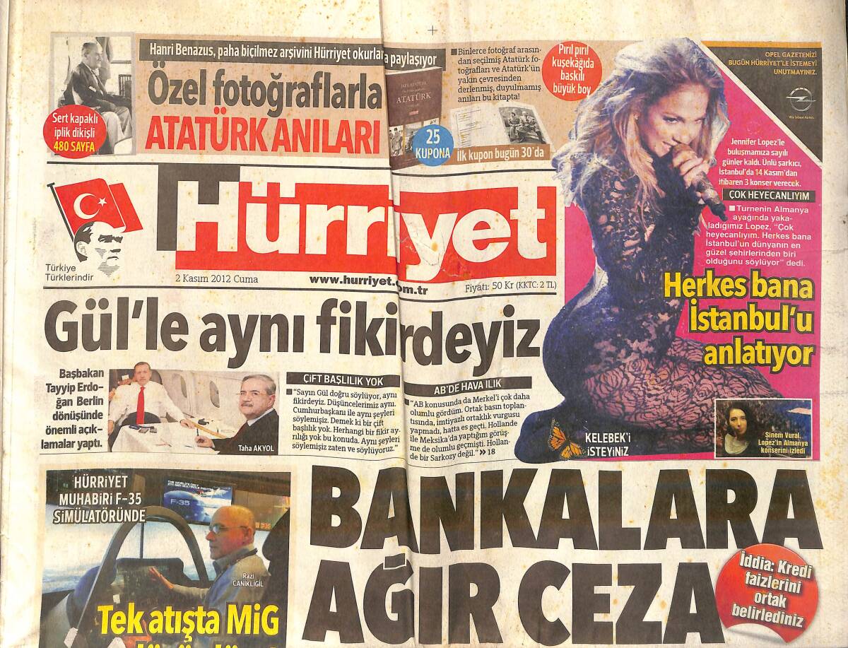 Hürriyet Gazetesi 2 Kasım 2012 - Sibel Can Ciple Geldi Yaya Döndü - CHP Çatlağı Büyüyor GZ160171 - 1