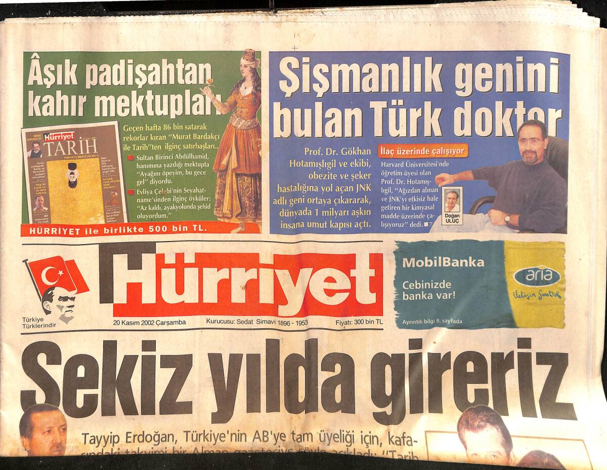 Hürriyet Gazetesi 20 Kasım 2002 - Bülent Arınç İlk Turda Meclis Başkanı Seçildi - Hürriyet , James Bond Galasında GZ160108 - 1