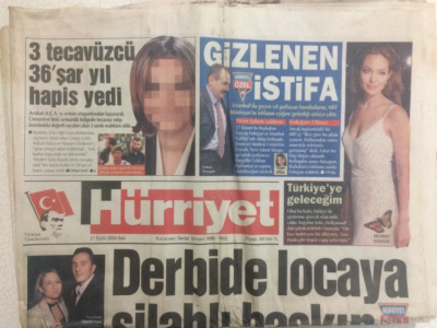 Hürriyet Gazetesi 21 Eylül 2004 - Derbide Locaya Silahlı Baskın GZ27706 - 1