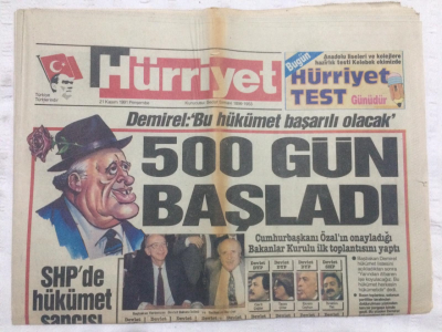 Hürriyet Gazetesi 21 Kasım 1991 - Cumhurbaşkanı Özalın Onayladığı Bakanlar Kurulu Göreve Başladı - GZ17849 - 1