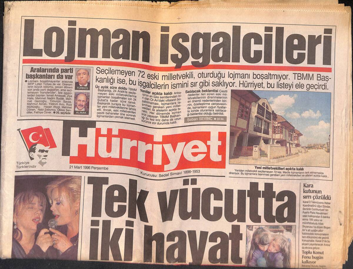 Hürriyet Gazetesi 21 Mart 1996 - Pavarotti , Boşanmak İçin Eşiyle Anlaştı - Cimbom'a Yeni Saray GZ133110 - 1