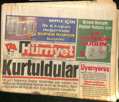 Hürriyet Gazetesi 22 Ekim 1995 - CHPde Skandal - Yumurtadan Grip Aşısı GZ120845 - 1