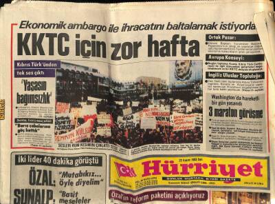 Hürriyet Gazetesi 22 Kasım 1983 - Emel Sayının Yaşını Unuttuğu Gece GZ80881 - 1