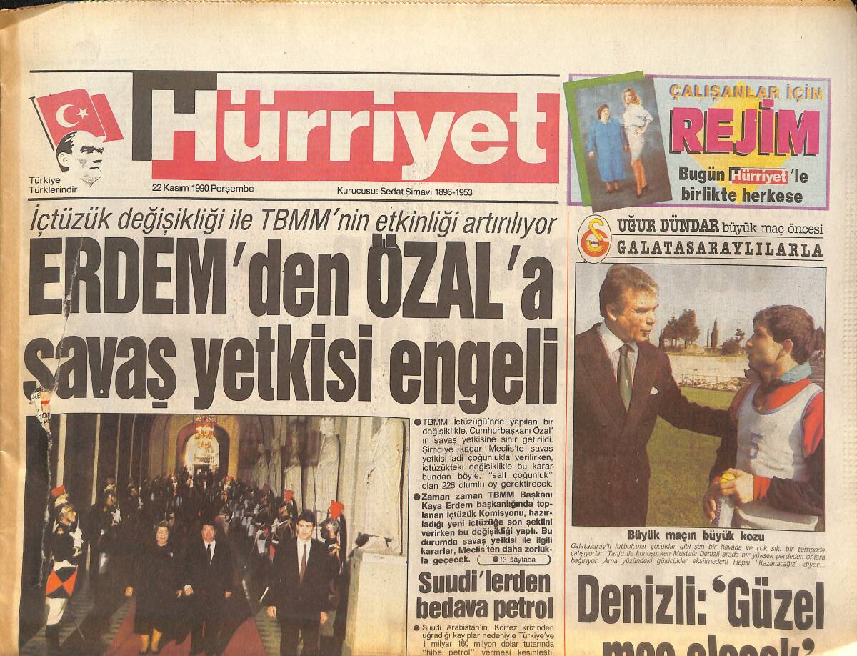 Hürriyet Gazetesi 22 Kasım 1990 - Yeni Avrupa Örgütü Doğdu - Erdem'den Özal'a Savaş Yetkisi Engeli GZ132983 - 1