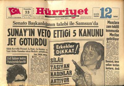 Hürriyet Gazetesi 23 Haziran 1966 - Taksim Gazinosu Dev Boy Afişi * Behiye Aksoy - Orhan Boran - Leylâ Sayar - Erol Büyükburç - Aysel Akın GZ117581 - 1