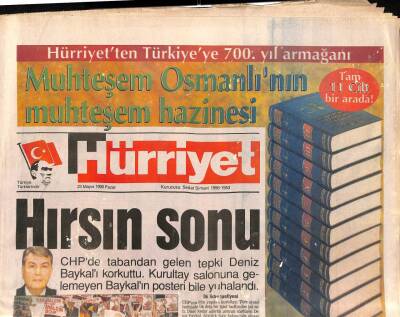 Hürriyet Gazetesi 23 Mayıs 1999 - Ünlü Eşyalarda Turgut Özal Birinci - İtalya Korkudan Sokağa Çıkamıyor GZ92540 - 1