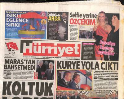 Hürriyet Gazetesi 23 Mayıs 2014 - Başbakan Erdoğan,Dün Koç Grubunun Ford Otosanın Kocaeli Yeniköydeki Yeni Fabrikasının Açılışını Yaptı GZ106193 - 1