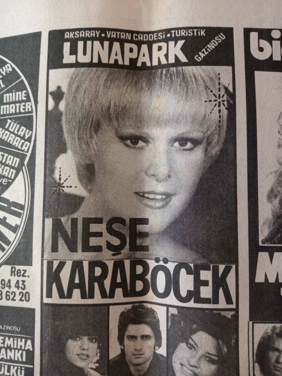 Hürriyet Gazetesi 23 Ocak 1977 - İzmirli Piraye Carter'a Türk Kahvesi Pişirdi - Neşe Karaböcek Gazino Afişi GZ142484 - 2
