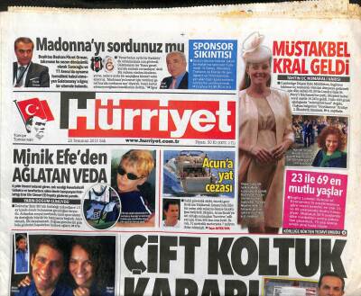 Hürriyet Gazetesi 23 Temmuz 2013 - Sisiden Mursiye Telefon Tuzağı - Acun Ilıcalıya Yat Cezası GZ106903 - 1