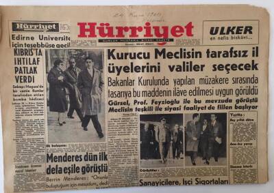 Hürriyet Gazetesi 24 Kasım 1960 - Kurucu Meclisin Tarafsız İl Üyelerini Valiler Seçecek , Menderes Dün İlk Defa Eşiyle Görüştü GZ16445 - 1