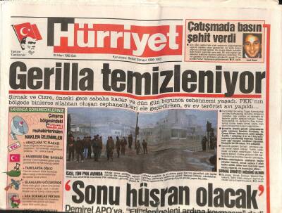 Hürriyet Gazetesi 24 Mart 1992 - Paris`te Türk Rüzgarı GZ79721 - 1