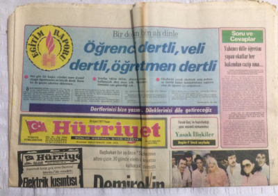 Hürriyet Gazetesi 25 Eylül 1977 - Demirelin Sözünün Vadesi Yarın Doluyor - GZ19887 - 1