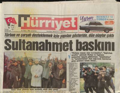 Hürriyet Gazetesi 25 Kasım 1989 - Perihan Savaş İdam Mahkumu - Ecevit , SHPde Bölünme Olacağını Aylar Önce Söylemişti GZ122885 - 1