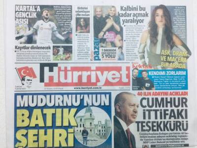 Hürriyet Gazetesi - 25 Kasım 2018 - Müslümden Yeni Klip, Kızları İçin Bir Aradalar GZ46394 - 2