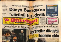 Hürriyet Gazetesi 25 Nisan 1975 - Şehzadebaşı Ve Sultanahmet Savaş Alanına Döndü GZ72015 - 1