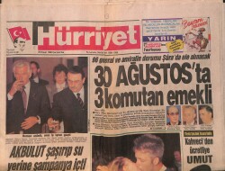 Hürriyet Gazetesi 25 Nisan 1990 - Büyük Maksim Bülent Ersoy Afişi - Akaryakıtta Sıkıntı Tehlikesi GZ157876 - Gökçekoleksiyon