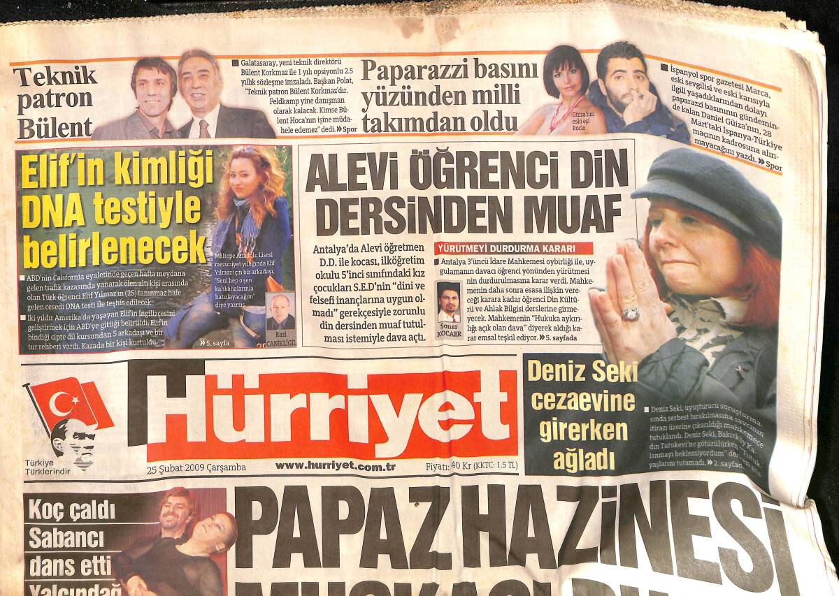 Hürriyet Gazetesi 25 Şubat 2009 - Deniz Seki Cezaevine Girerken Ağladı GZ160119 - 1