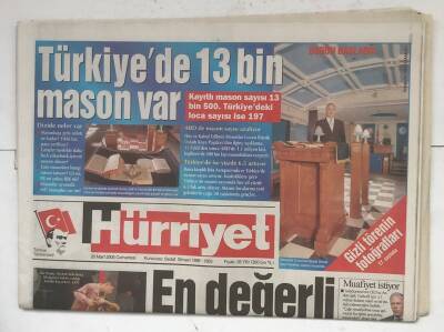 Hürriyet Gazetesi 26 Mart 2005 - Türkiyede 13 Bin Mason Var GZ8437 - 1