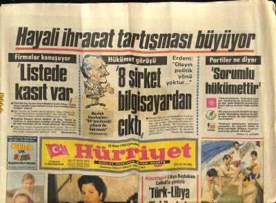 Hürriyet Gazetesi 26 Mayıs 1984 - Bayan Özal Pastasını Karmenin Elinden Yedi GZ74269 - 1
