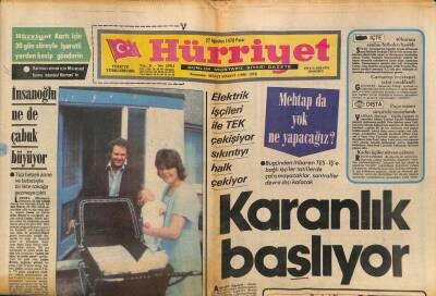 Hürriyet Gazetesi 27 Ağustos 1978 - Ali Topsuz Borusuz Musluktan Su Akıtıyor GZ91658 - 1