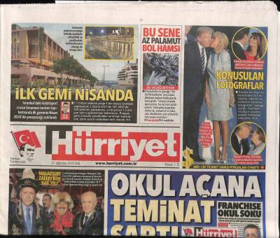 Hürriyet Gazetesi 27 Ağustos 2019 - Kanada Başbakanı Trudeau ABD First Ladysi Melania Trumpla Böyle Selamlaştı GZ84351 - 1