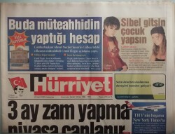 Hürriyet Gazetesi 27 Mart 2002 Mehmet Günsür İtalyada Star Oyuncu Oldu -GZ44378 - 1