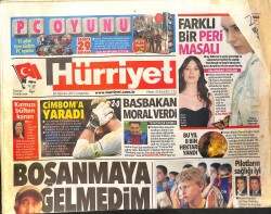 Hürriyet Gazetesi 28 Ağustos 2013 - Mykonos Uçuşunda Montrö Delindi - En Çok Kazanan Madonna GZ160166 - Gökçekoleksiyon