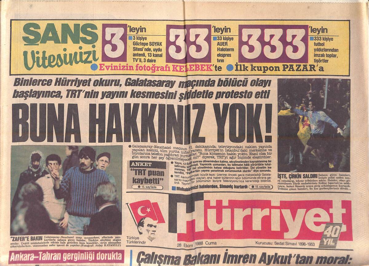 Hürriyet Gazetesi 28 Ekim 1988 - Ahu Tuğba Dördüncü Kocasından da Ayrıldı - Galatasaray Maçında Çirkin Saldırı GZ155899 - 1