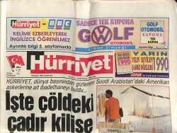 Hürriyet Gazetesi 28 Kasım 1990 - Anayasa Mahkemesini Turgut Özal Teslim Alıyor GZ61743 - 1