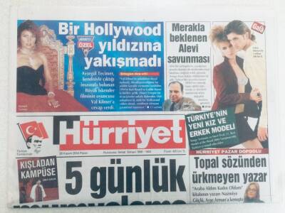 Hürriyet Gazetesi - 28 Kasım 2004 - 5 Günlük Mumyalama GZ46292 - 2