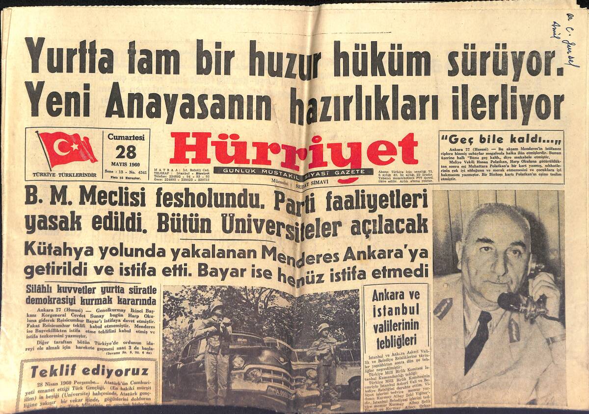 Hürriyet Gazetesi 28 Mayıs 1960 - Yeni Anayasanın Hazırlıkları İlerliyor - 28 Nisan 1960 : Türk Gençliği O Gün Şahlandı GZ153992 - 1