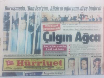 Hürriyet Gazetesi 28 Mayıs 1985 - Çılgın Ağca Duruşmada Ben İsayım ,Allahın Oğluyum Diye Bağırdı GZ42220 - 1