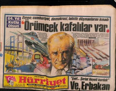Hürriyet Gazetesi 29 Ekim 1987 - Evren Cumhuriyet , Demokrasi , Laiklik Düşmanlarını Kınadı GZ60992 - 2