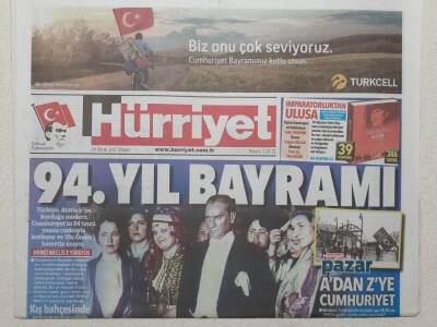 Hürriyet Gazetesi 29 Ekim 2017 - Barcelonada Kafa Karışık GZ52971 - 1