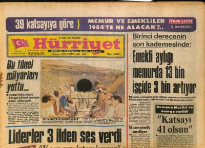 Hürriyet Gazetesi 29 Eylül 1983 - Zeki Müren , Tablosunu Yapan Yaşar Çallıyı Tebrik Etti - Ağa Hanın Pantolonu Kazaya Uğradı GZ126071 - 1