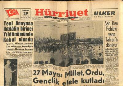 Hürriyet Gazetesi 29 Mayıs 1961 - Şah Rıza Pehlevi Yarın Tahrana Giriyor GZ68704 - 2